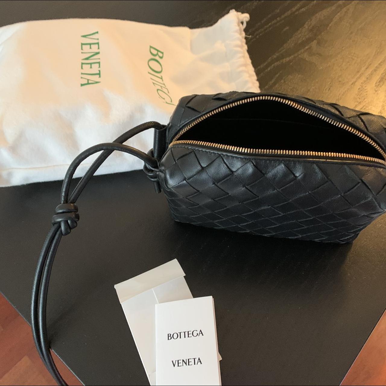 Bottega Women's Black Bag Depop