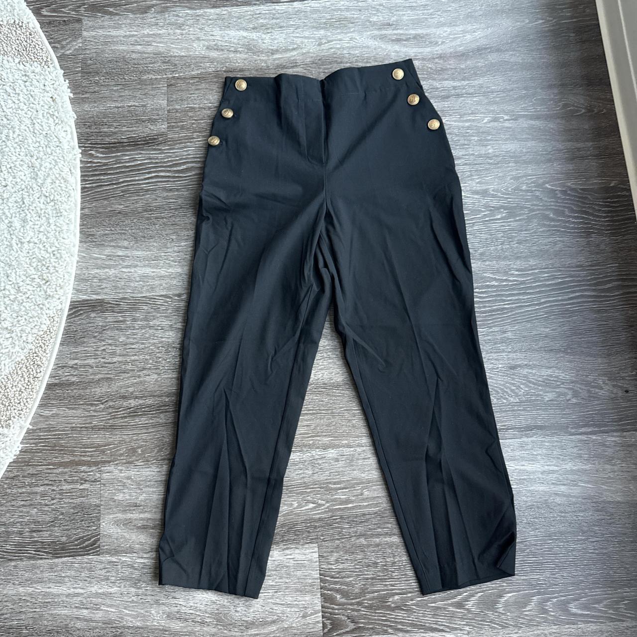 item listed by ashleefashion