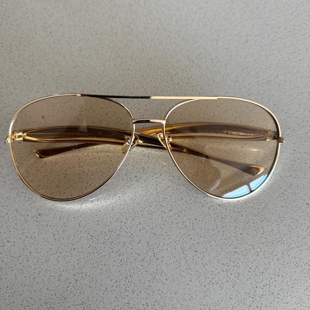 item listed by ashleefashion