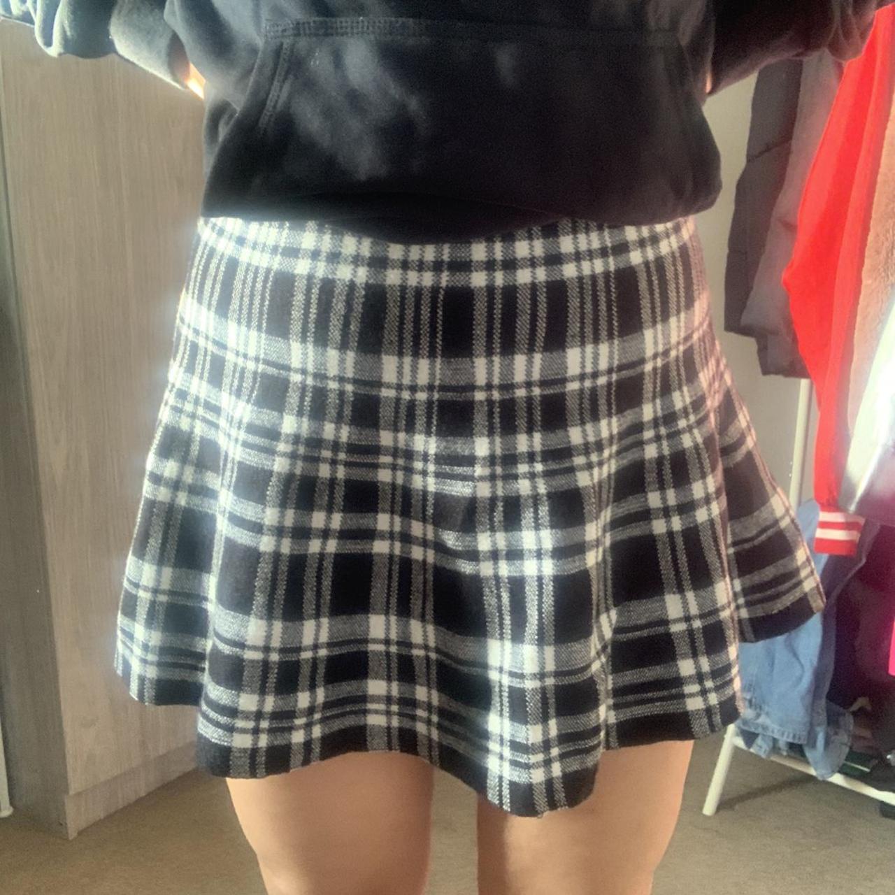 Checkered skirt primark best sale