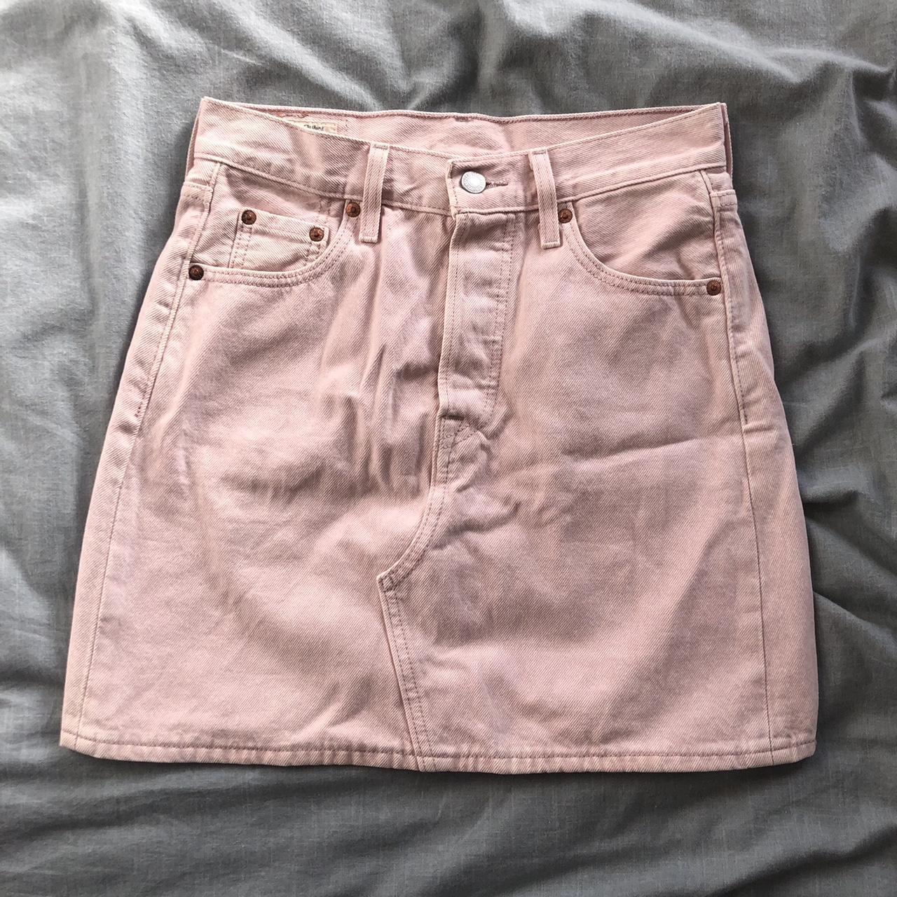 Levi's pink clearance skirt