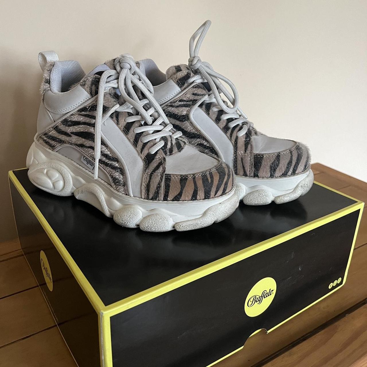 Buffalo trainers deals size 3