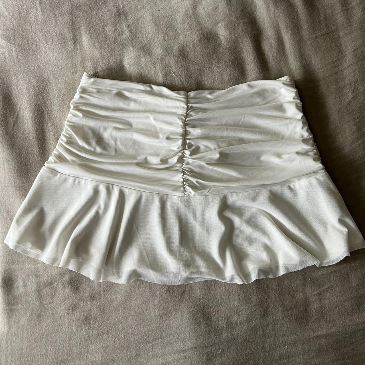 I.AM.GIA Women's White Skirt | Depop