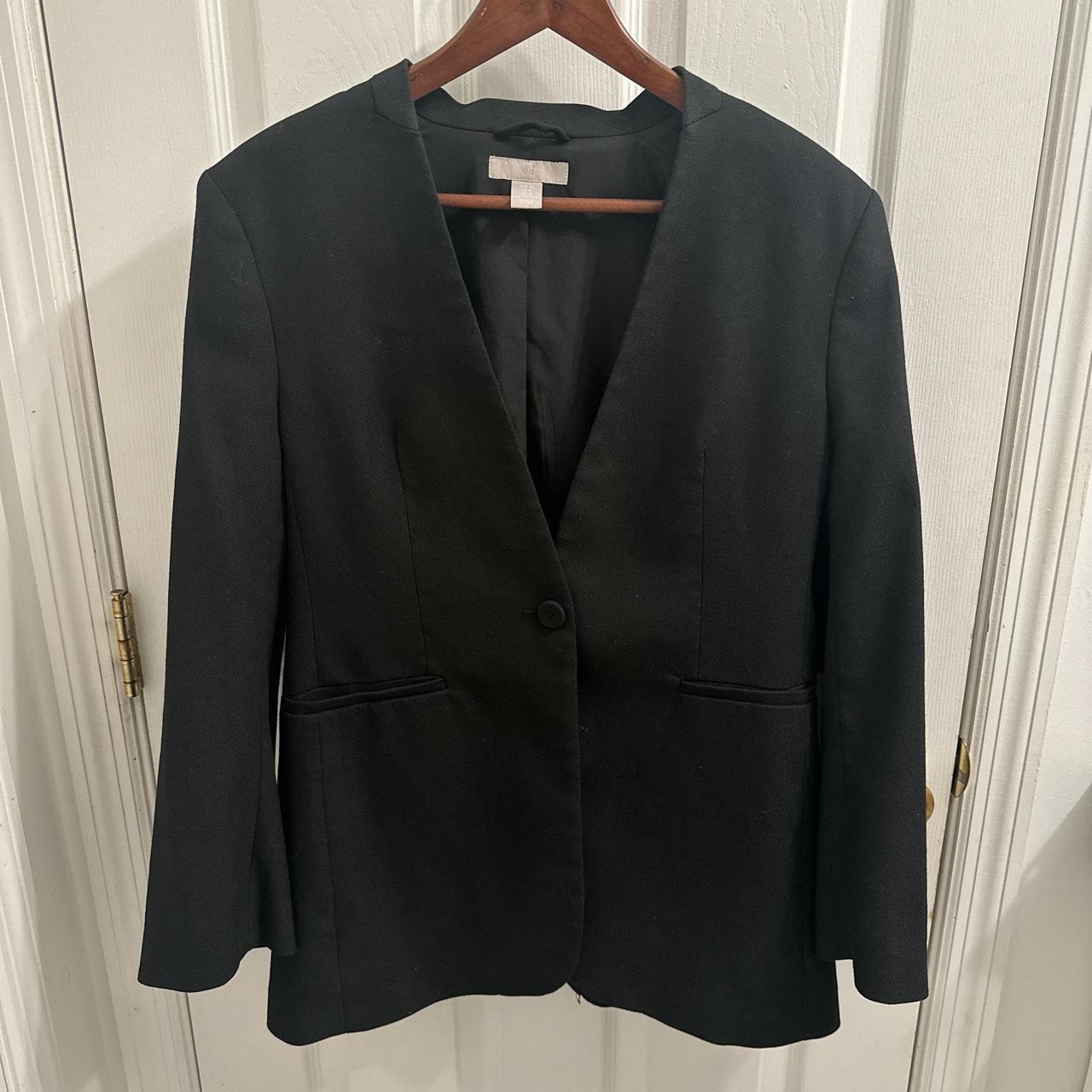 Black H&M blazer - can be a fitted or oversized... - Depop
