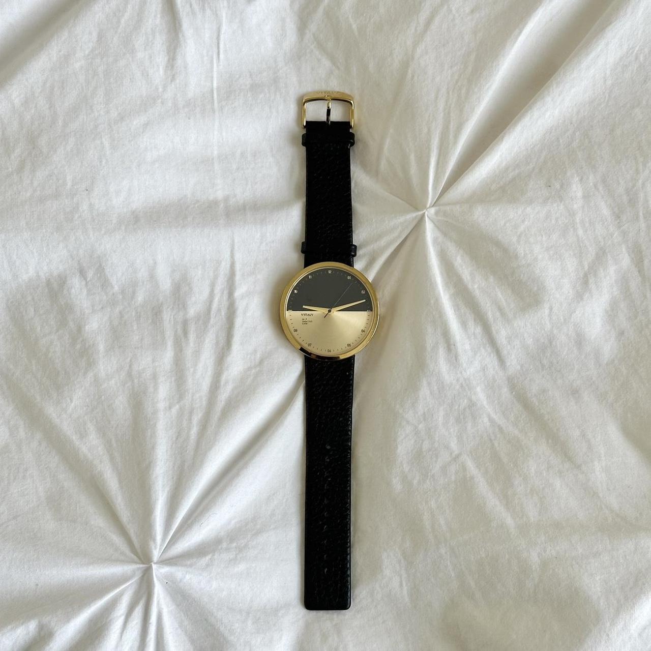 Vitaly Men's Black and Gold Watch (2)