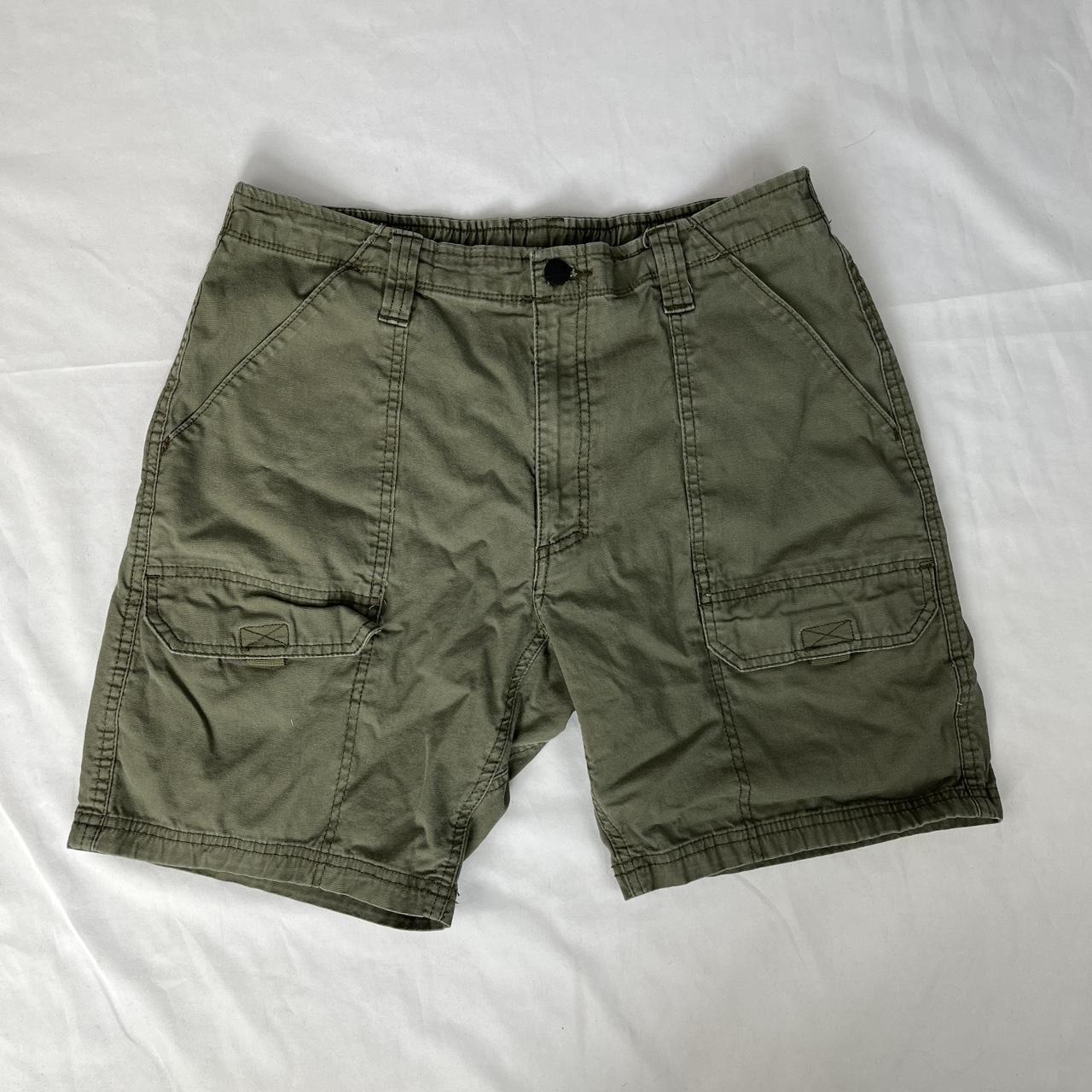 forest green cargo jorts 32” waist 40” hip
