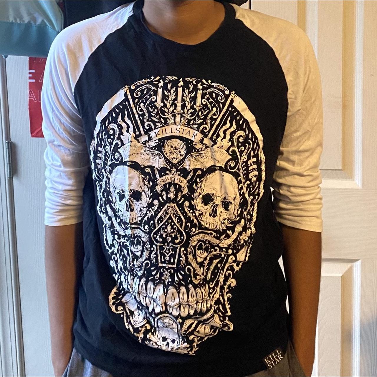 item listed by v4mplust