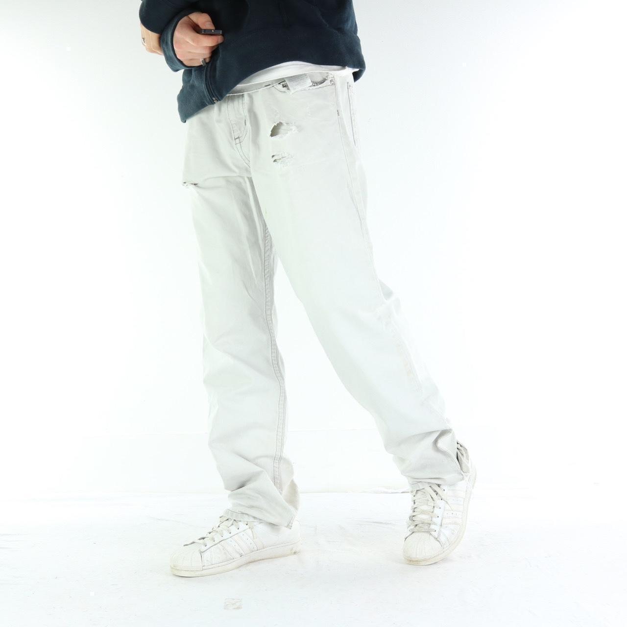 Carhartt Men's White Jeans Depop