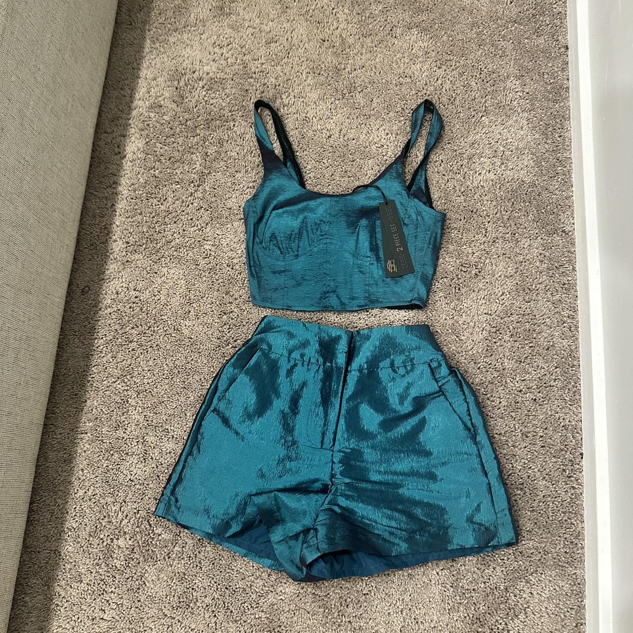 item listed by annafer_dsq