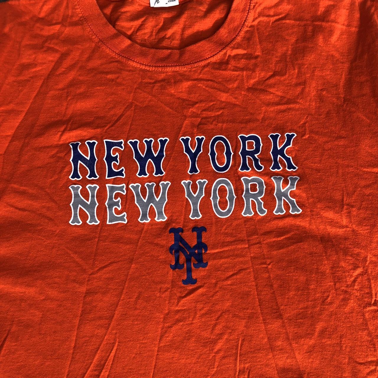 Vintage Y2K Orange Los Mets tee. Beautiful color, no