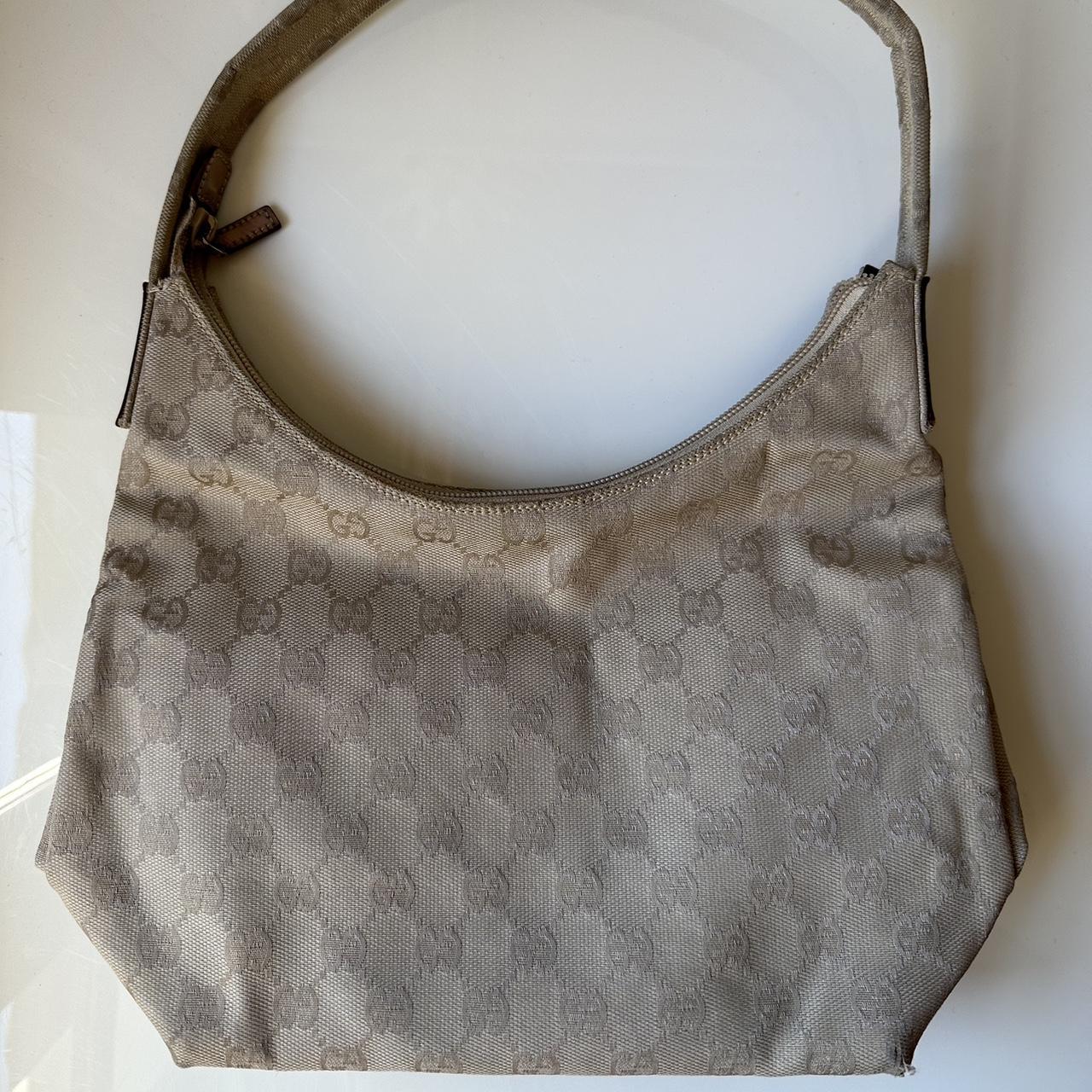 Vintage gucci monogram sling bag messenger - Depop