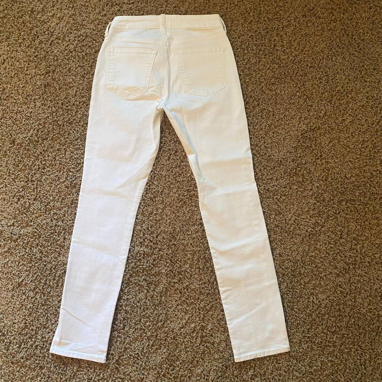 Lucky Brand womens white jeans, never worn, size... - Depop