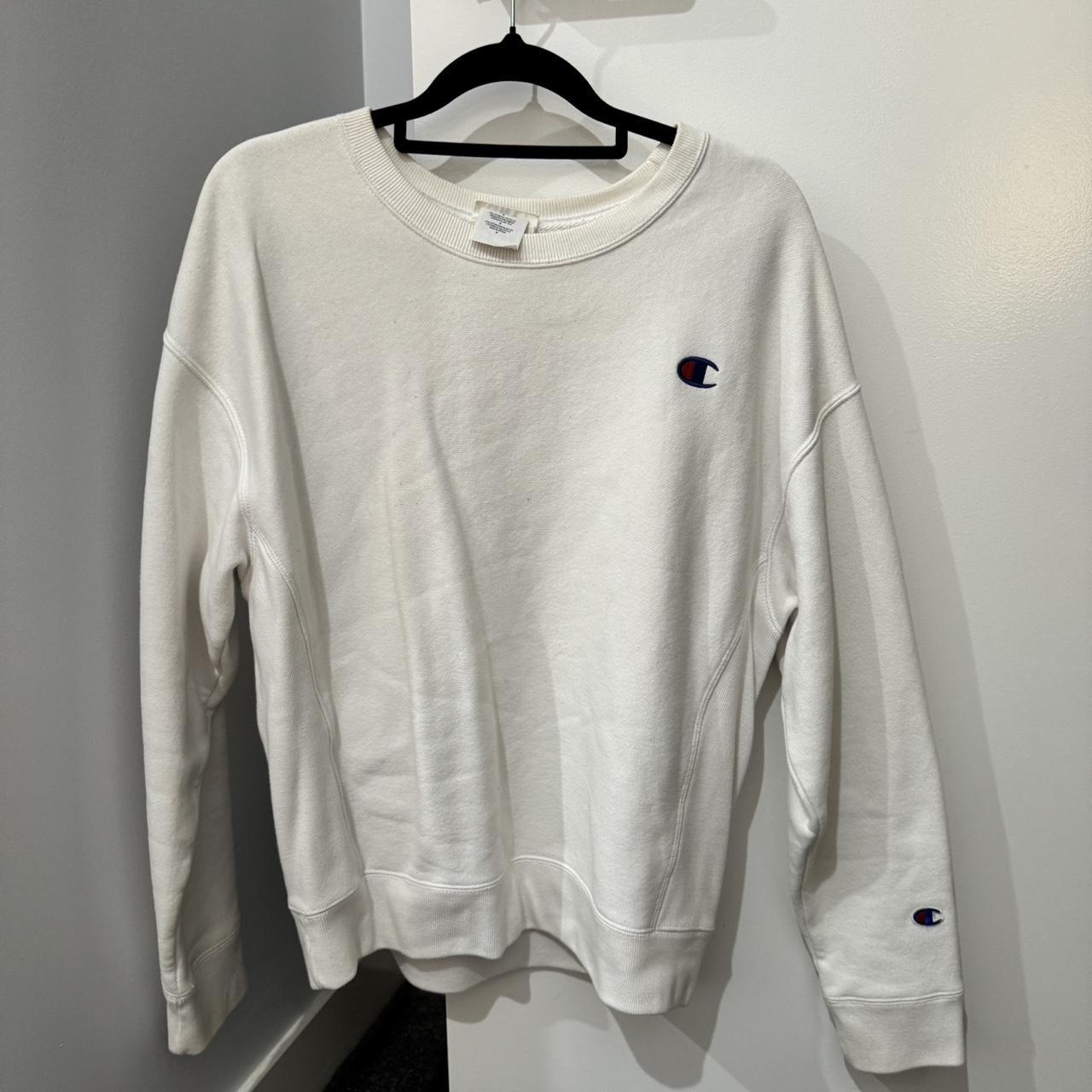 Champion sweater - Depop