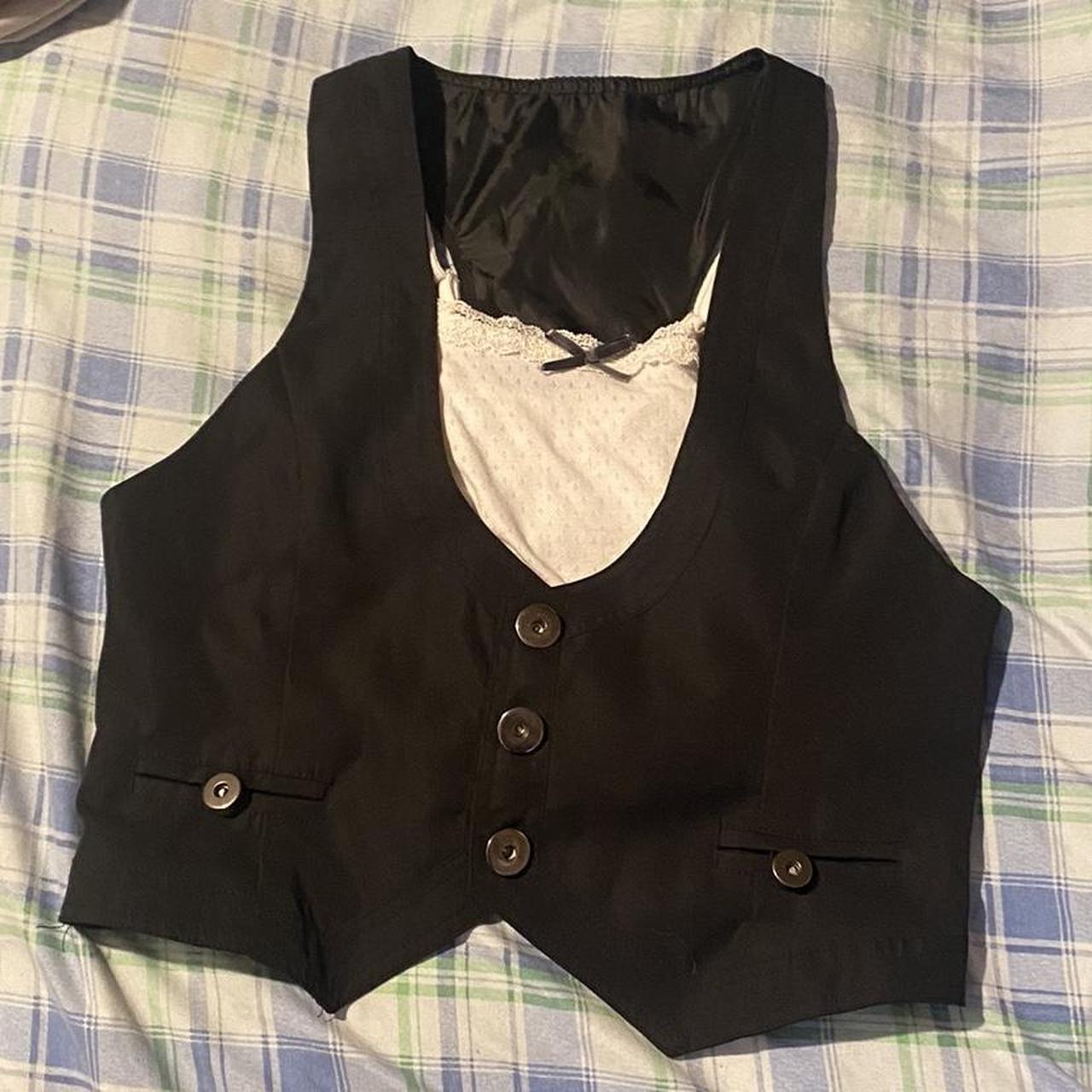 Women's Black and White Vest Depop