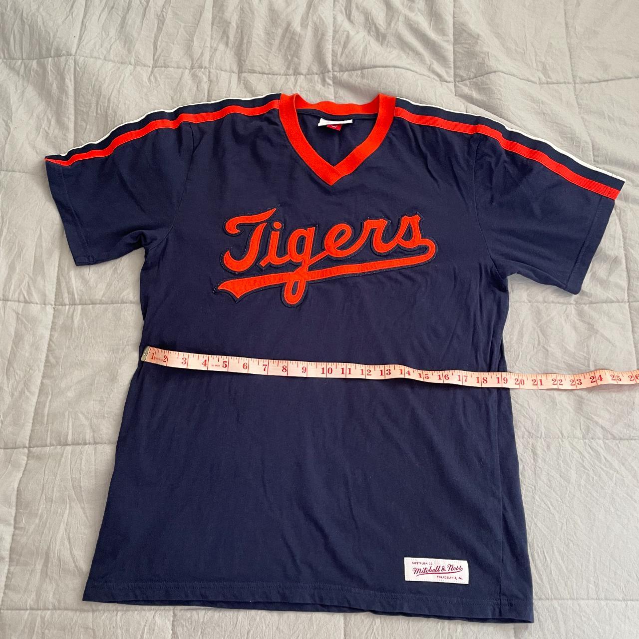 Detroit Tigers Mitchell & Ness Baseball Jersey Style T-Shirt Size Large