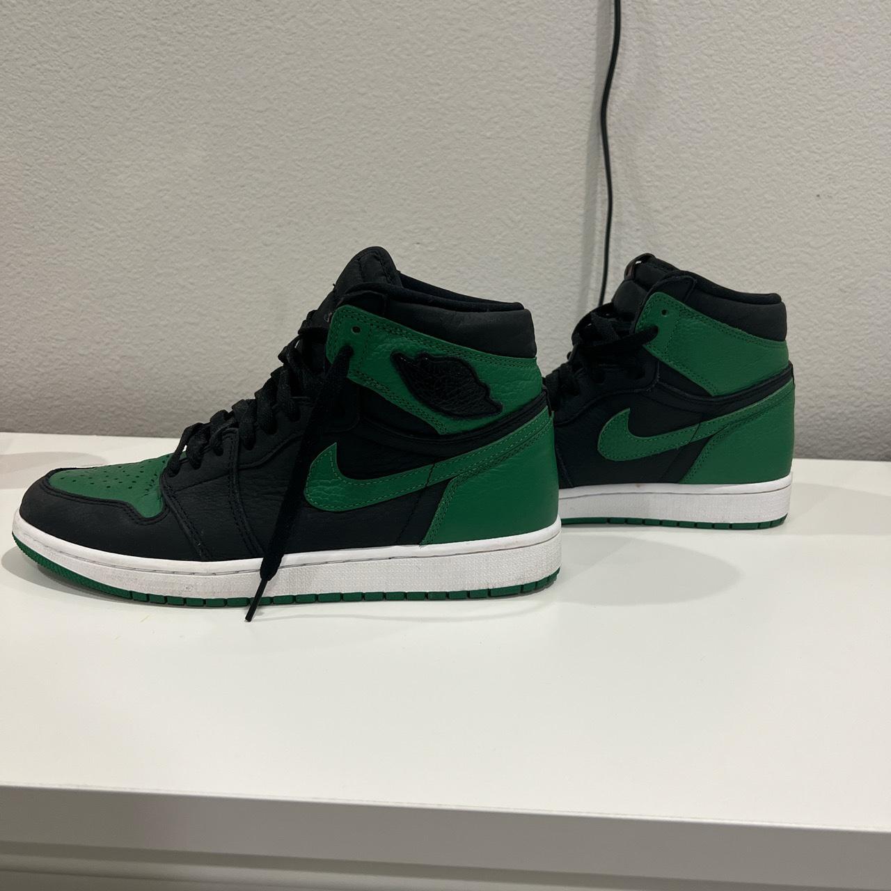 Green and black outlet 1s