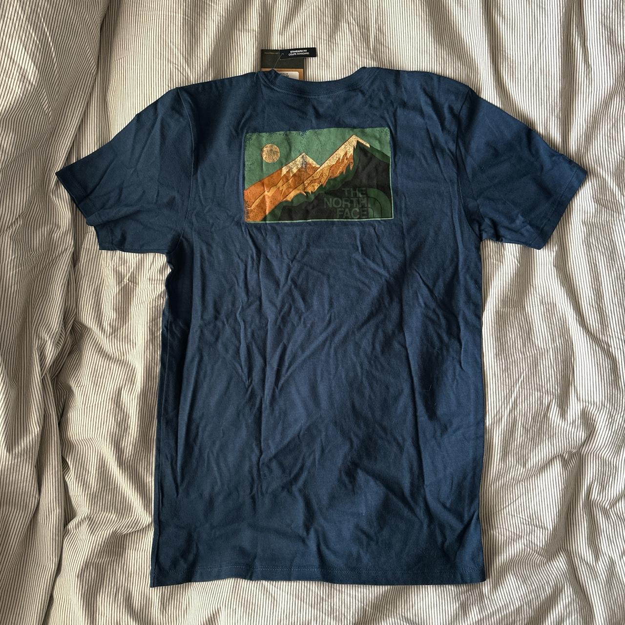 The North Face Men's Navy T-shirt (2)