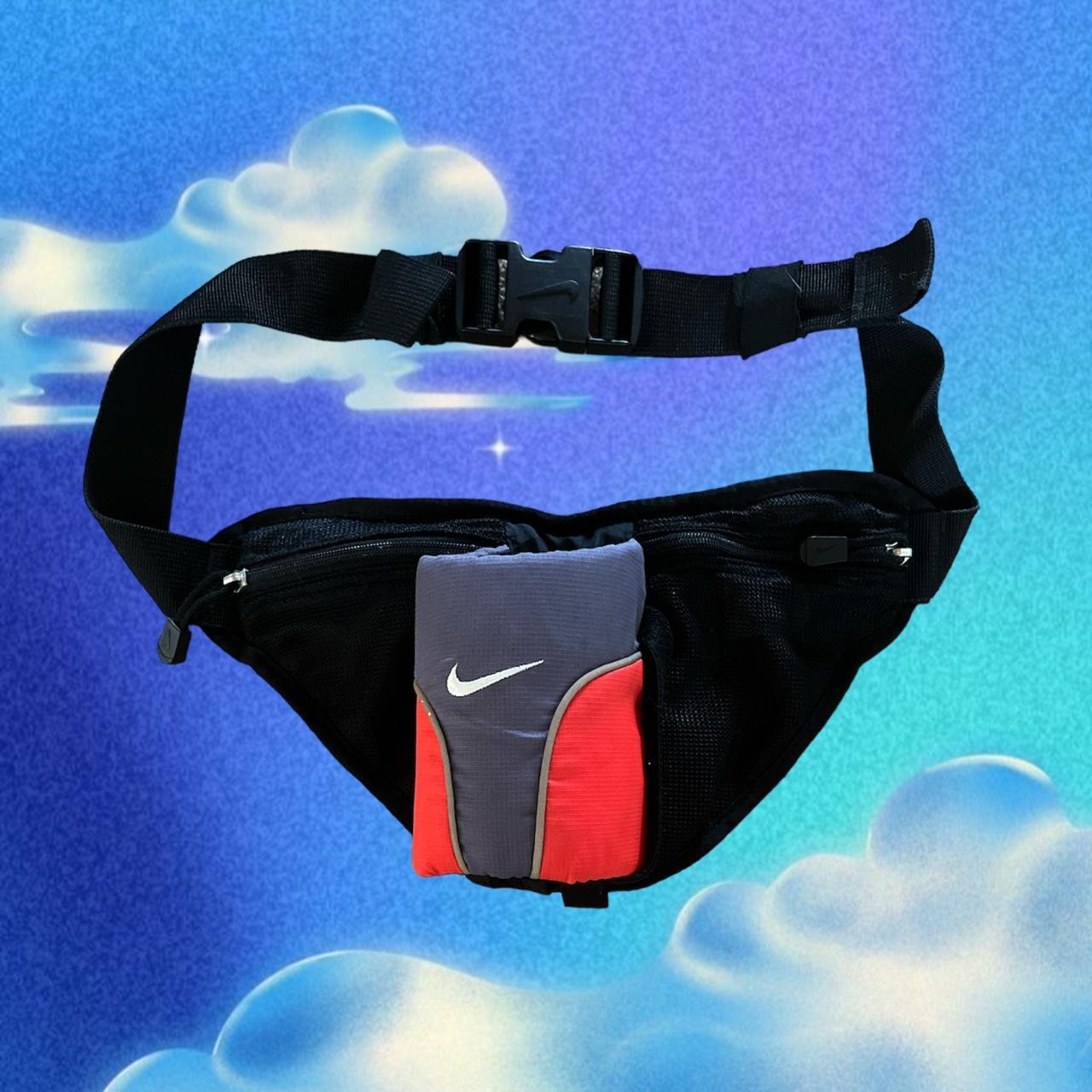 Fanny pack with discount water bottle holder nike