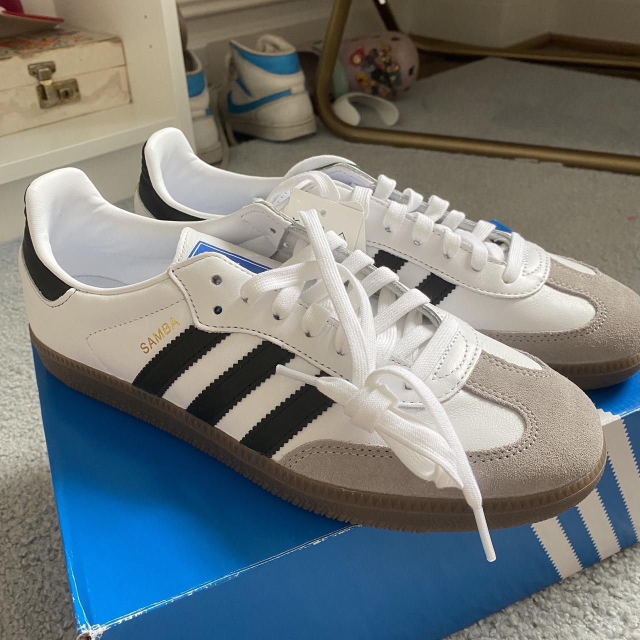 Adidas Men's Black and White Trainers | Depop