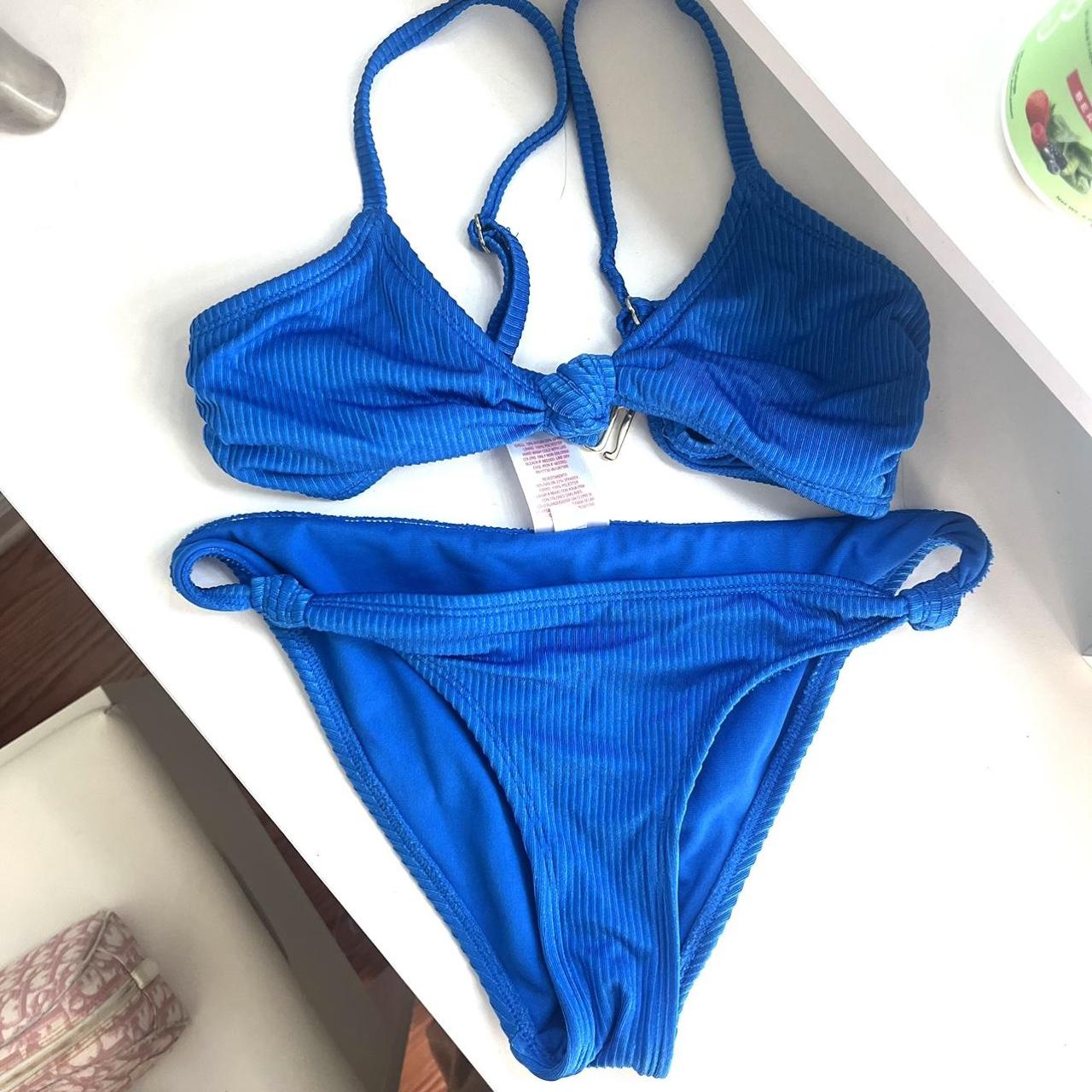 Women's Blue Bikinis-and-tankini-sets | Depop