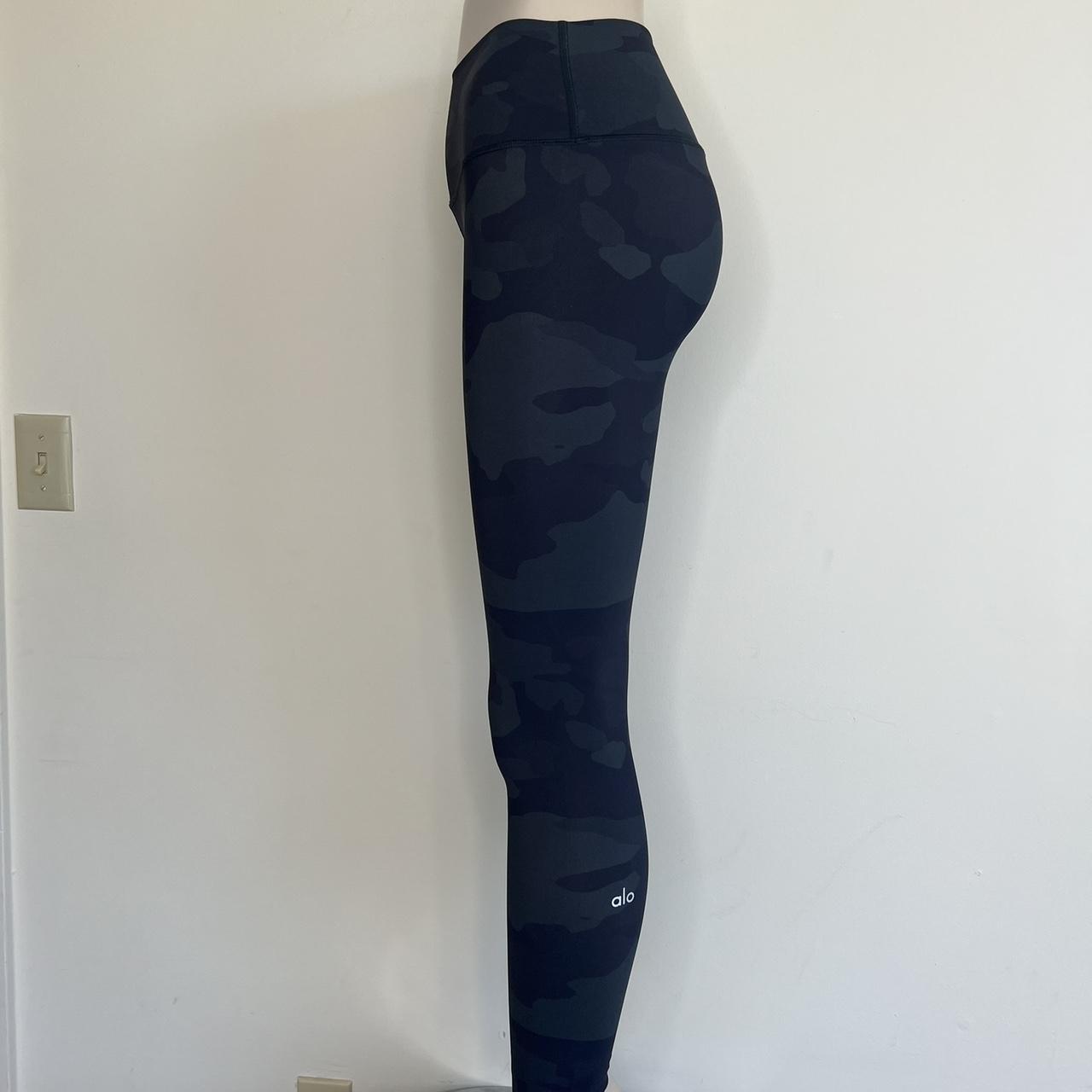 Alo Yoga High Waist Camo Leggings. In Excellent - Depop