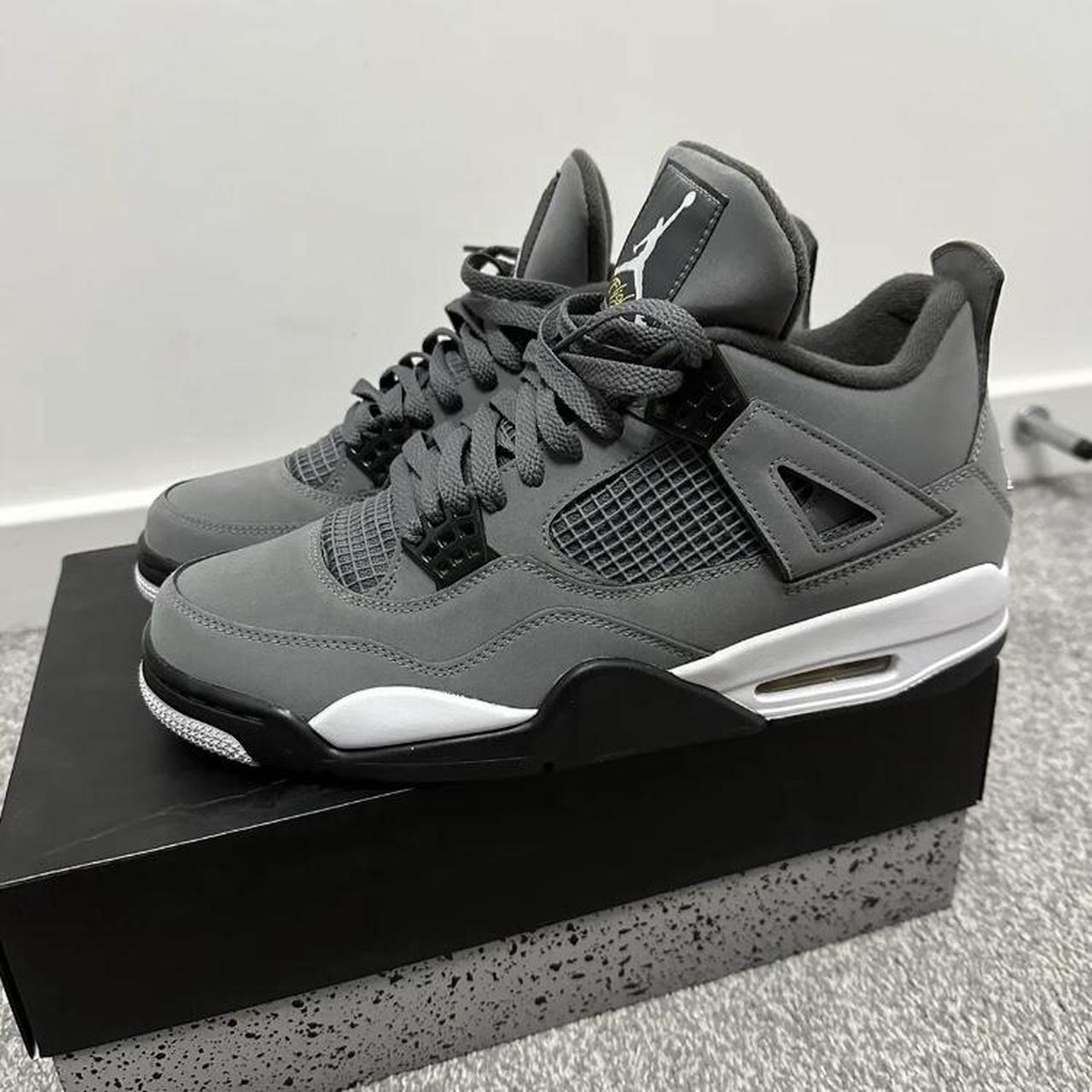 grey jordan 4's