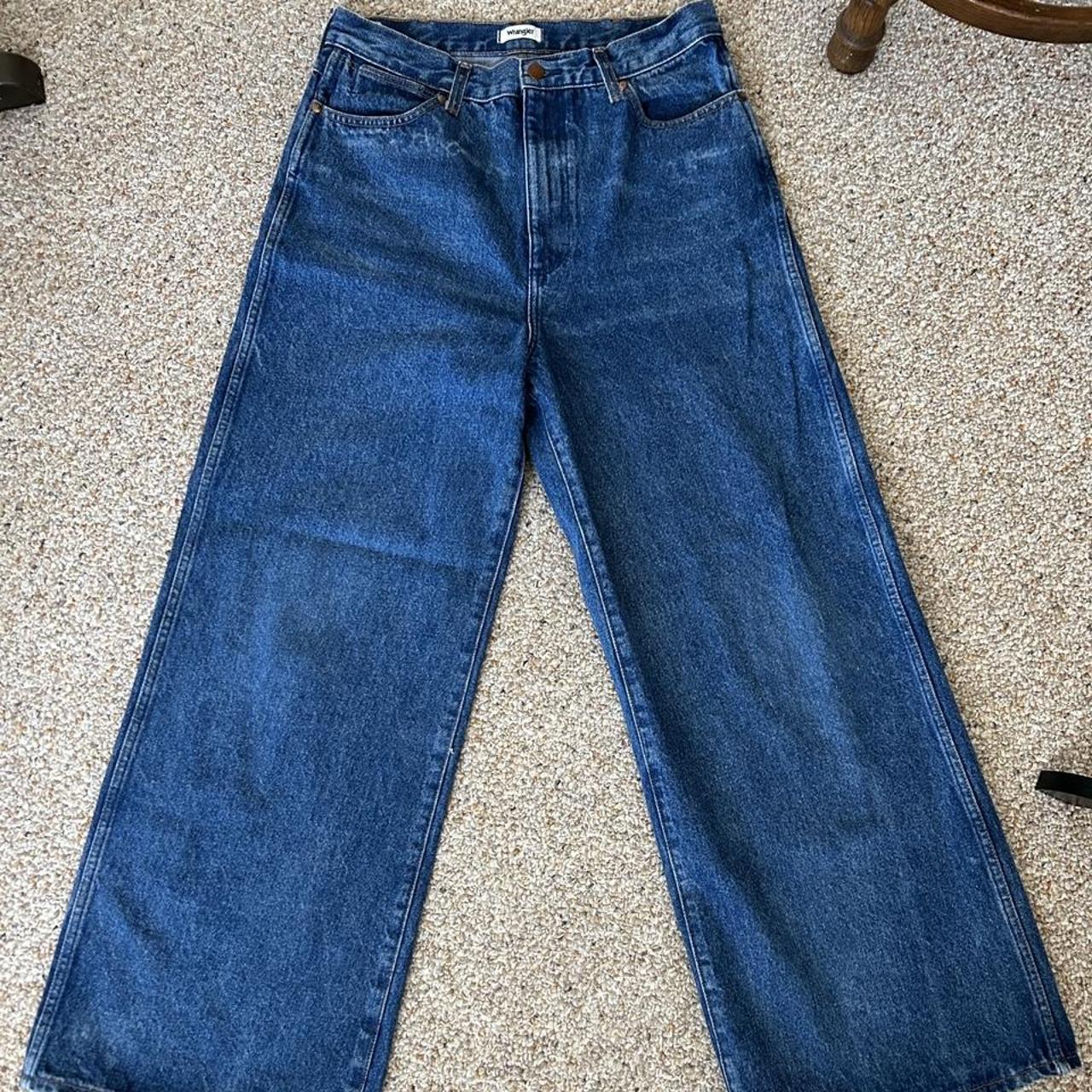 super thick wide legged dark wash wrangler jeans... - Depop