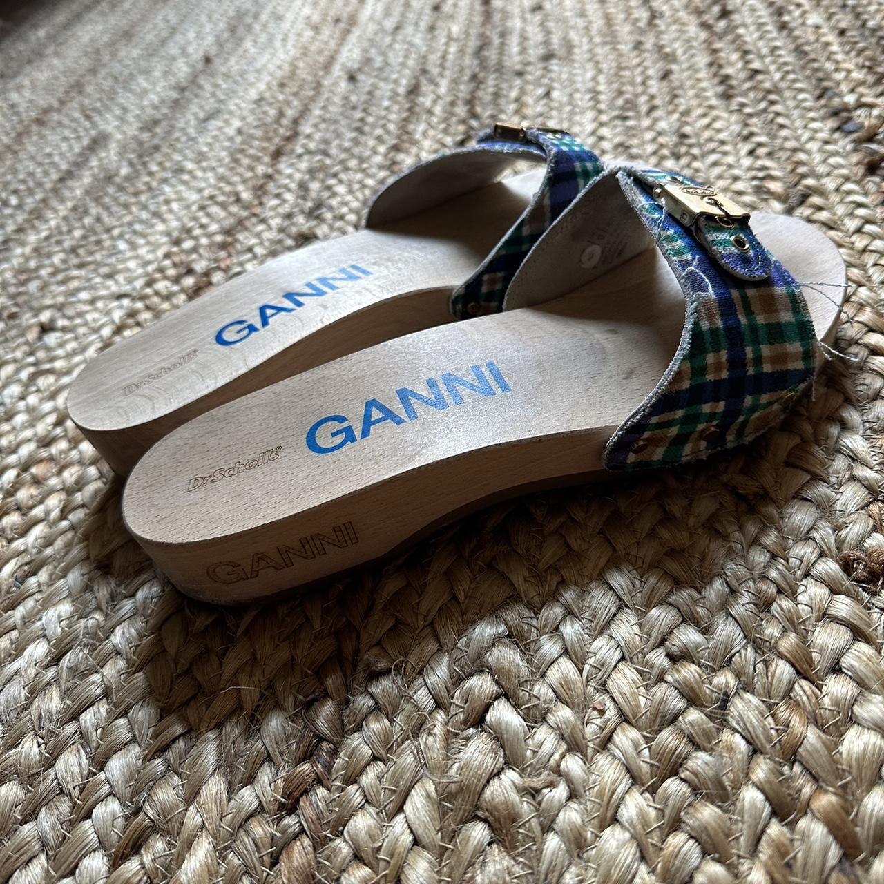 ganni sandals pink