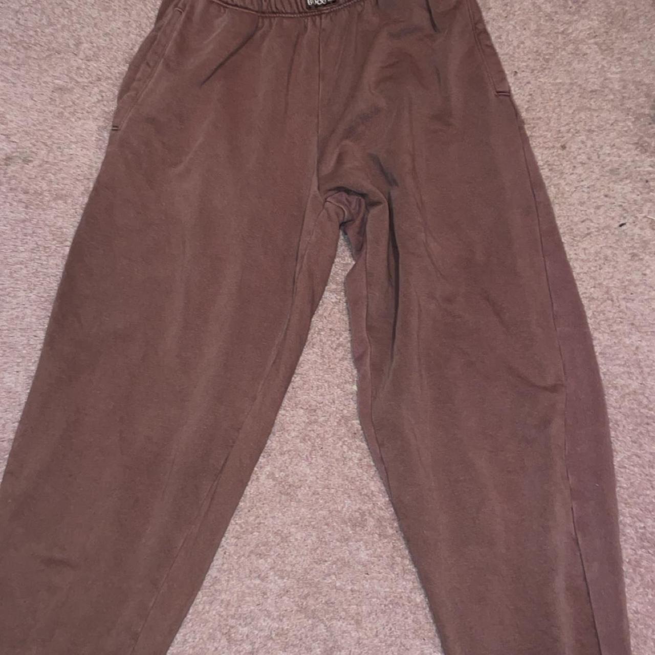 Brown Bo + Tee fade sweatpants - size XS low - Depop