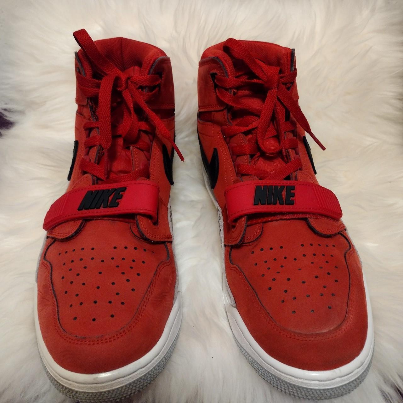 Air jordan legacy 312 2025 toro