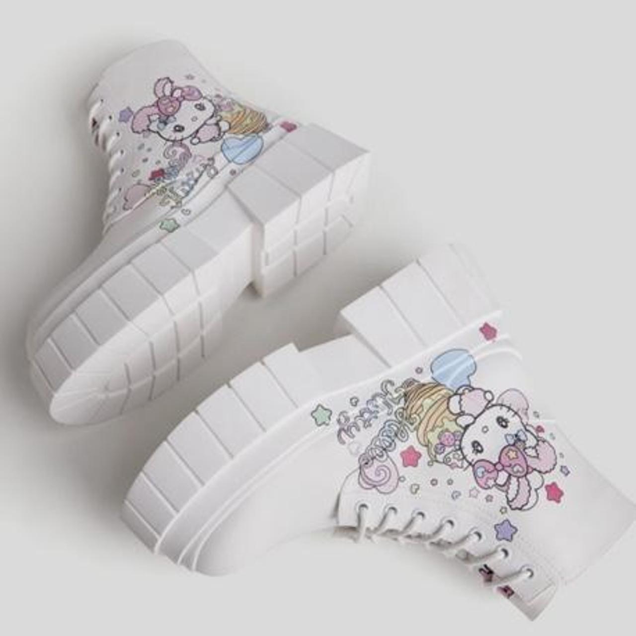 Bershka Hello Kitty boot♡キティブーツ Bershka Hello Kitty boot♡キティブーツ - メルカリ