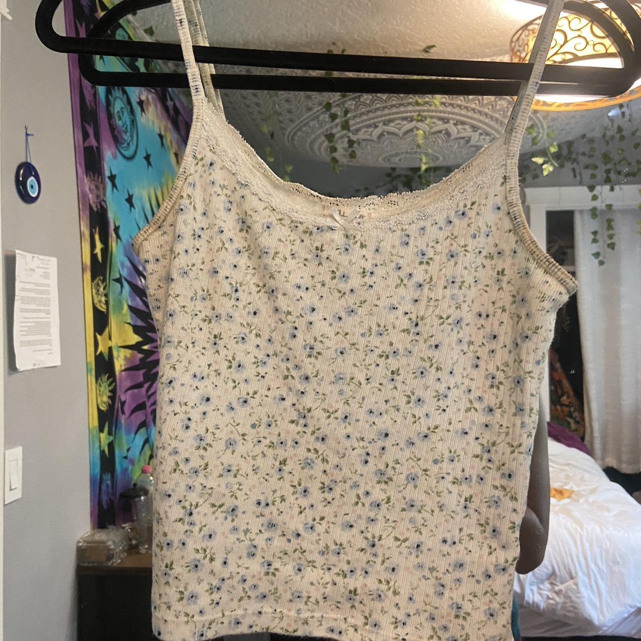 brandy melville cami, worn twice and perfect... - Depop