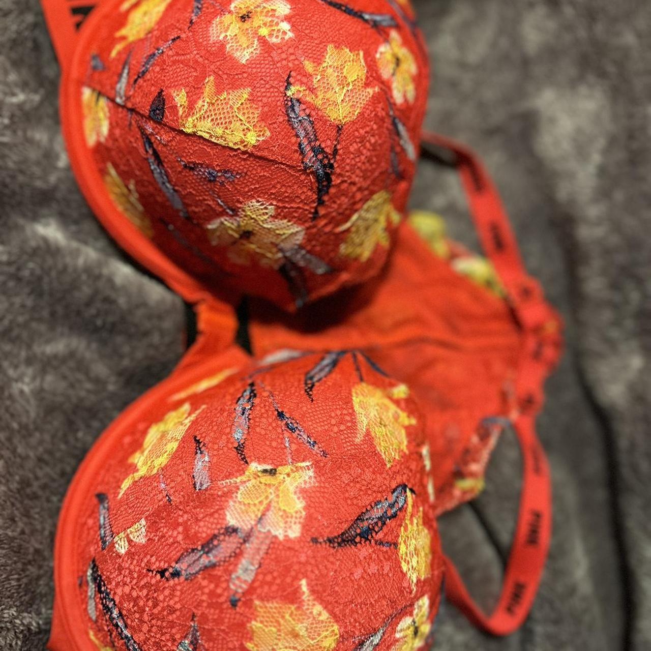 Victoria secret bra Super adorable just never wore... Depop