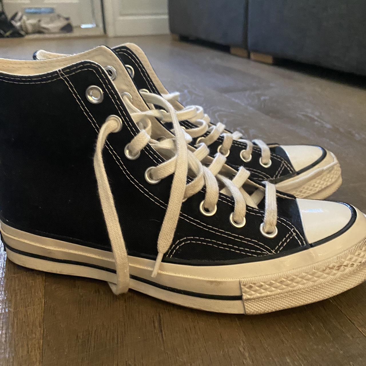 plain black converse