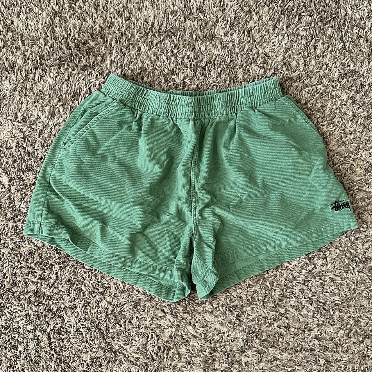 Stüssy Men's Green Shorts | Depop