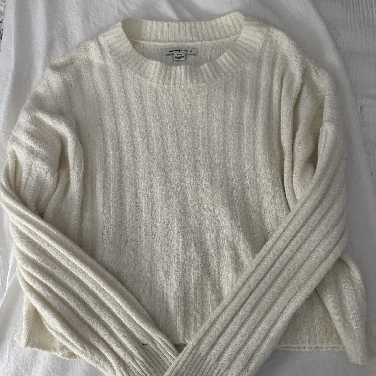 soft white american eagle sweater size:... - Depop