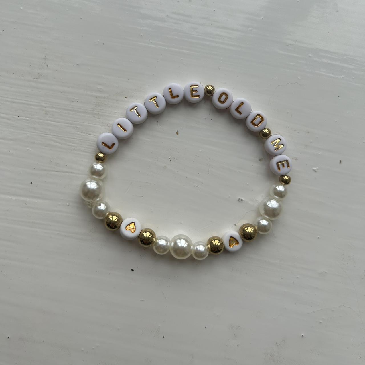 yes whale taylor swift friendship bracelet🫶🏻 fast... | Depop