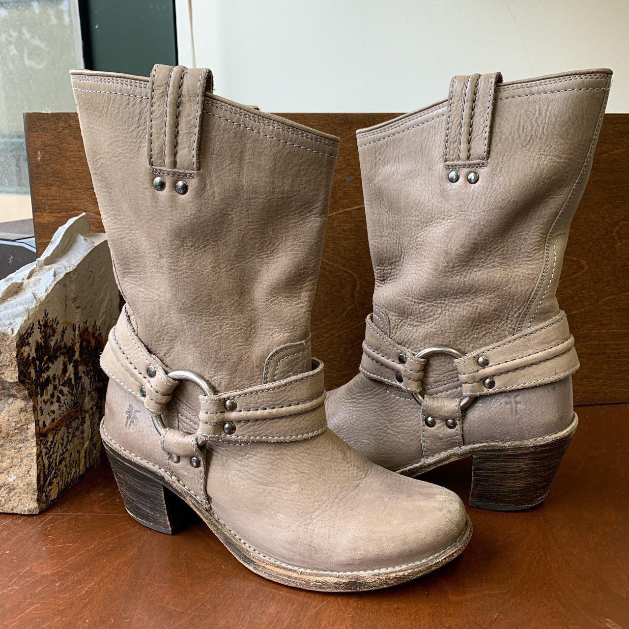 Frye fashion carmen