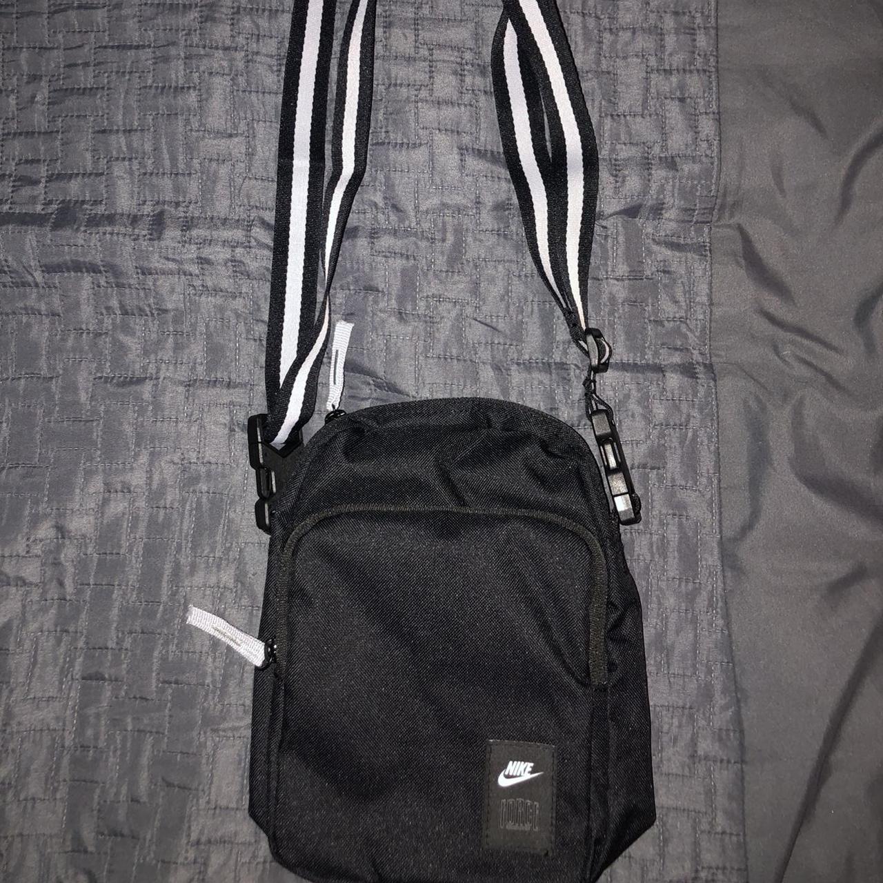 body bag for men nike