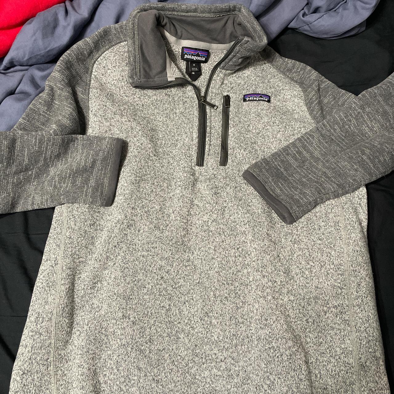 M Patagonia pullover fleece. Perfect for over scrubs