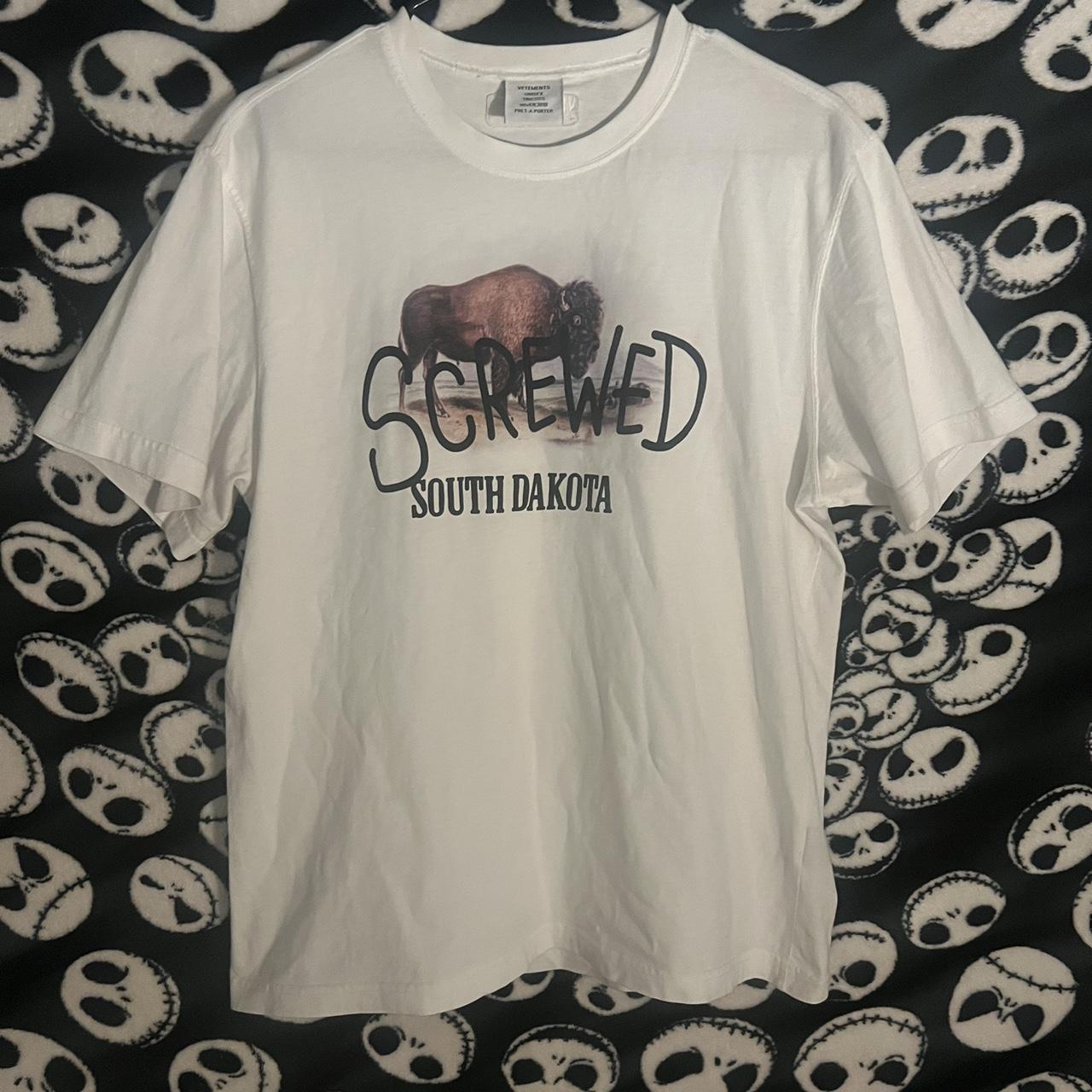 VETEMENTS SCREWED SOUTH DAKOTA TEE, super sick tee...