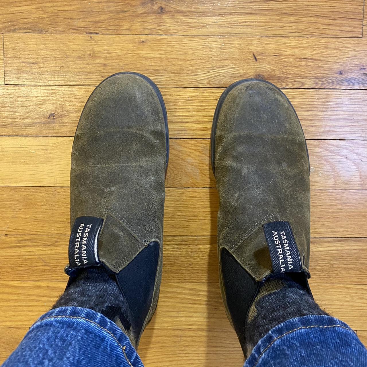 Men s dark olive suede classic Blundstone boots