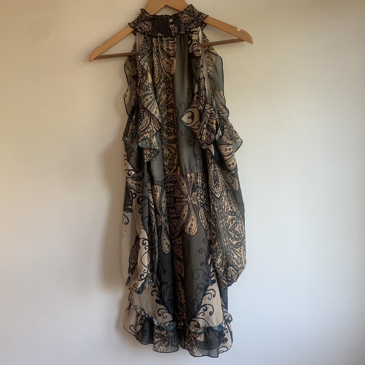 Foxiedox Drop Floral Dress Cold Shoulder Khaki Depop