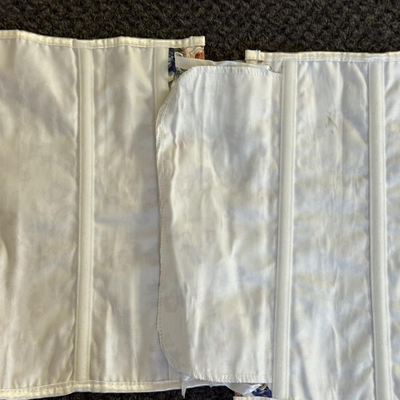 Source Unknown Women's Corset - White/Multi - 4XL… - image 8