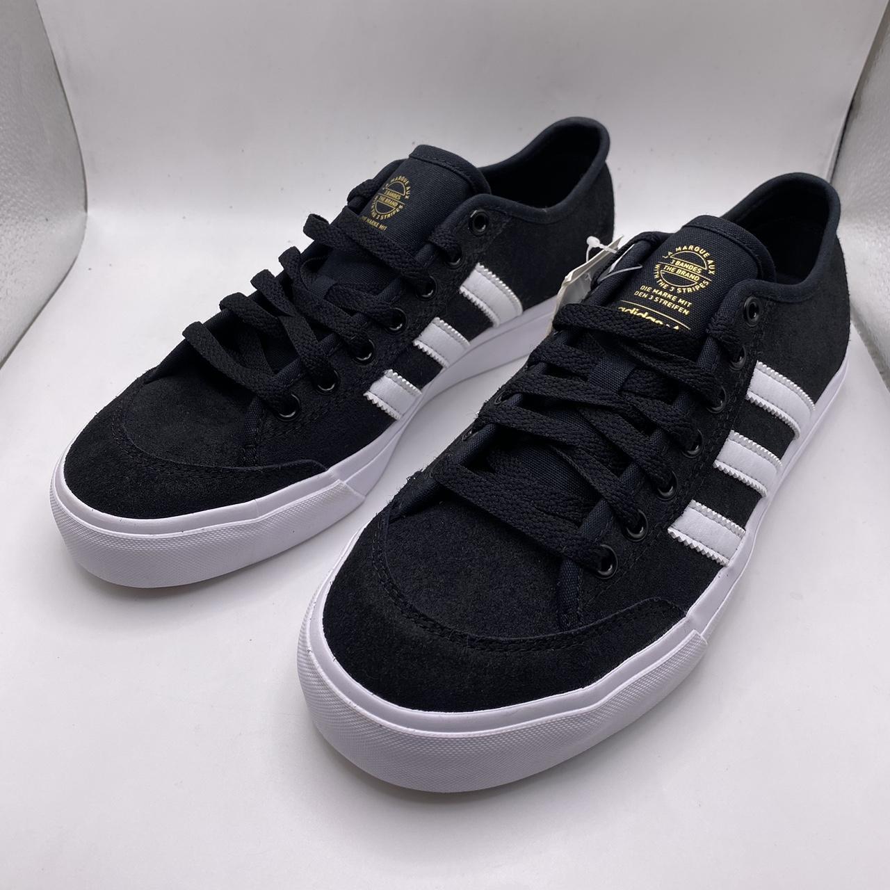 Adidas 2024 matchcourt suede