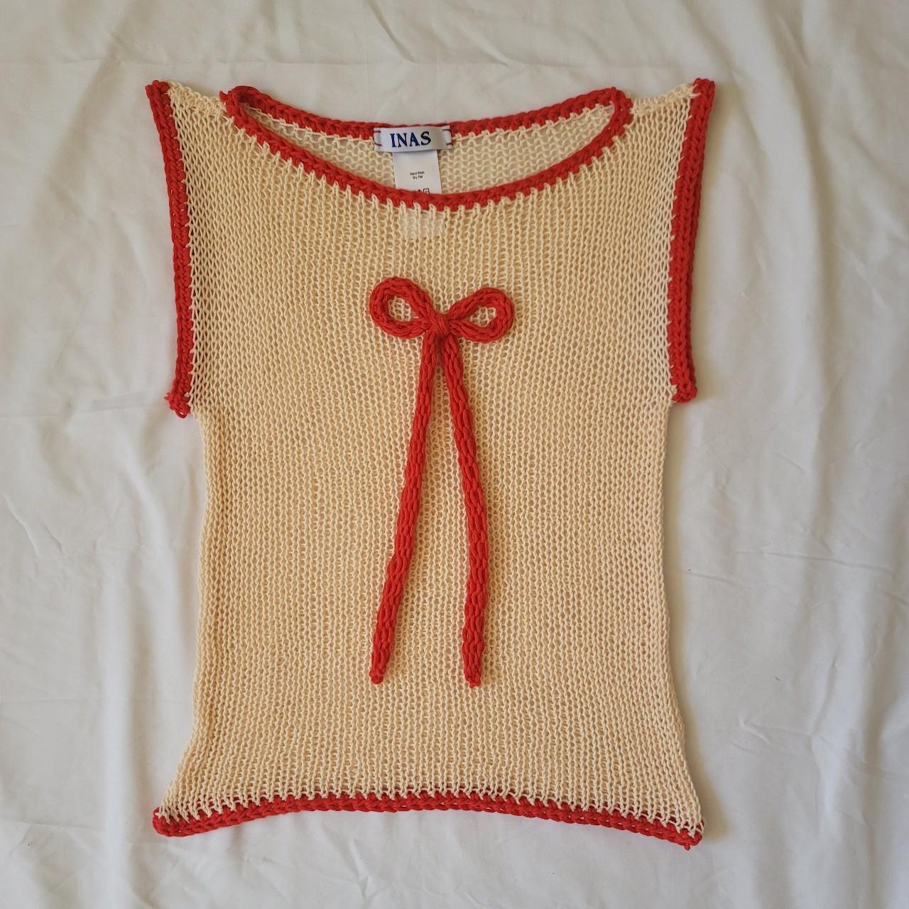 Red knit bow top 🎀 Fits a size small best Made with Depop