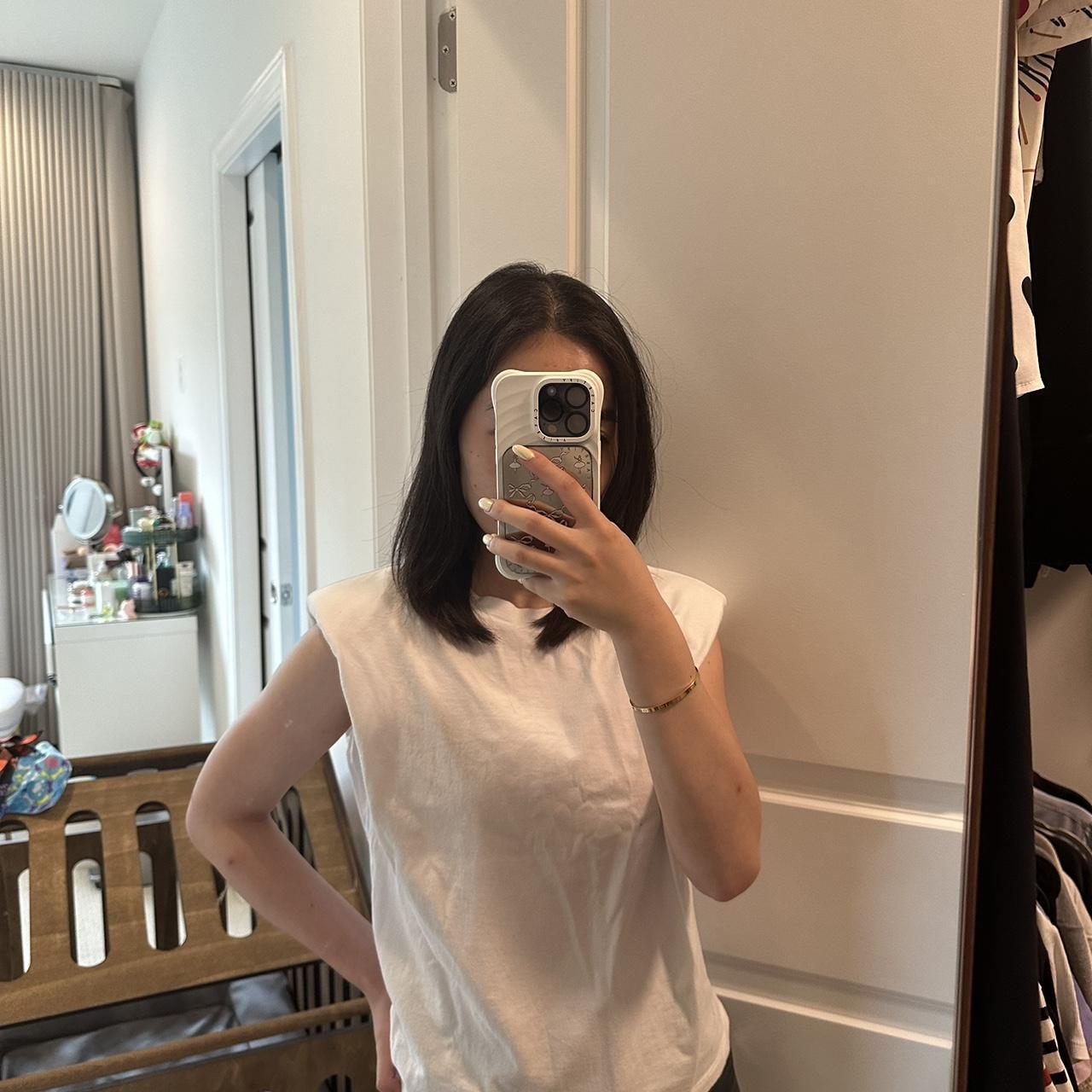 item listed by candicechen126
