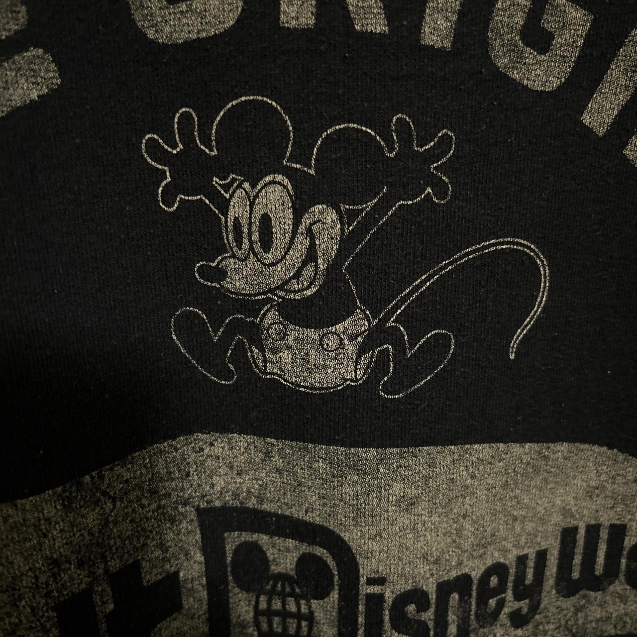 Disney Men's Sweatshirt (2)