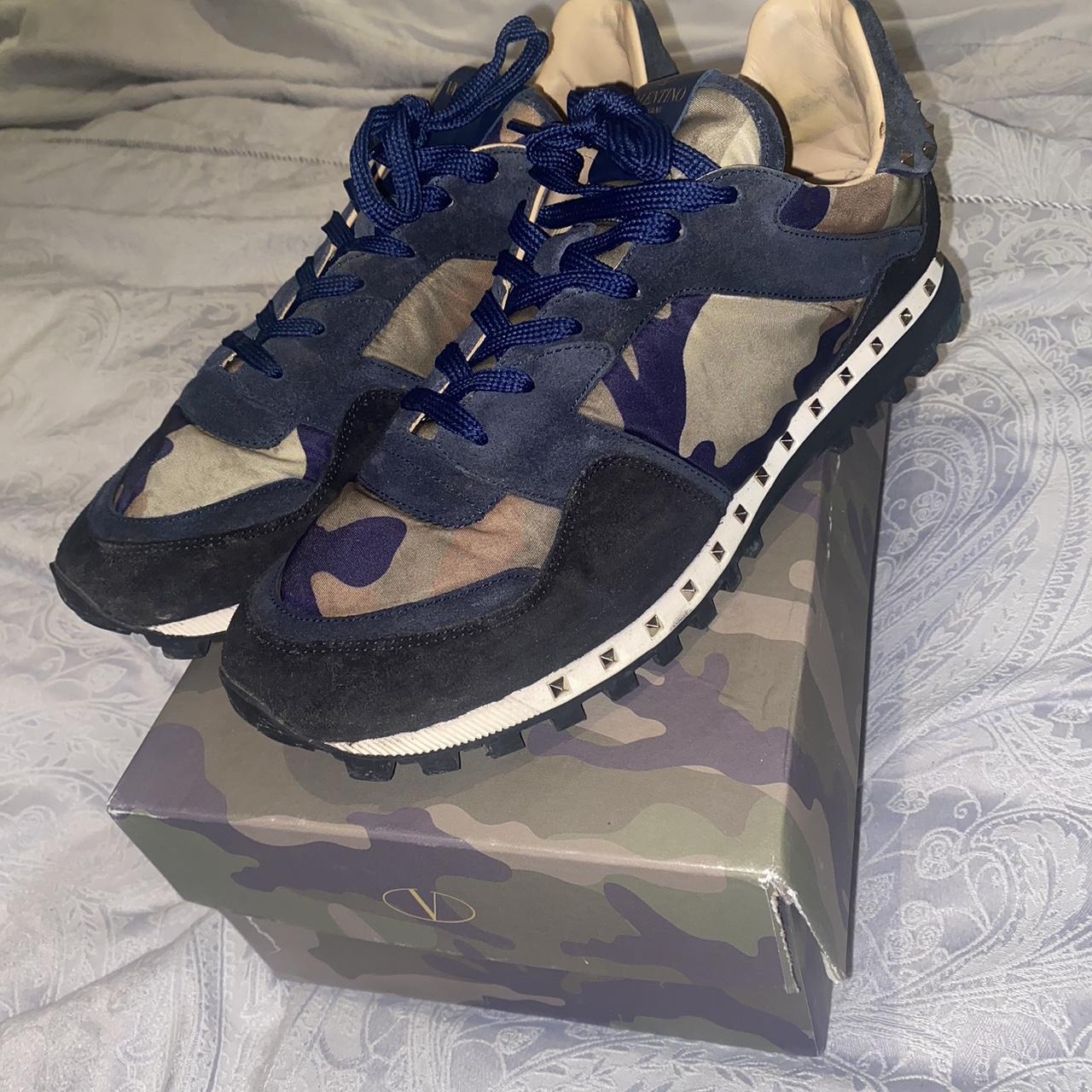 mens black valentino trainers