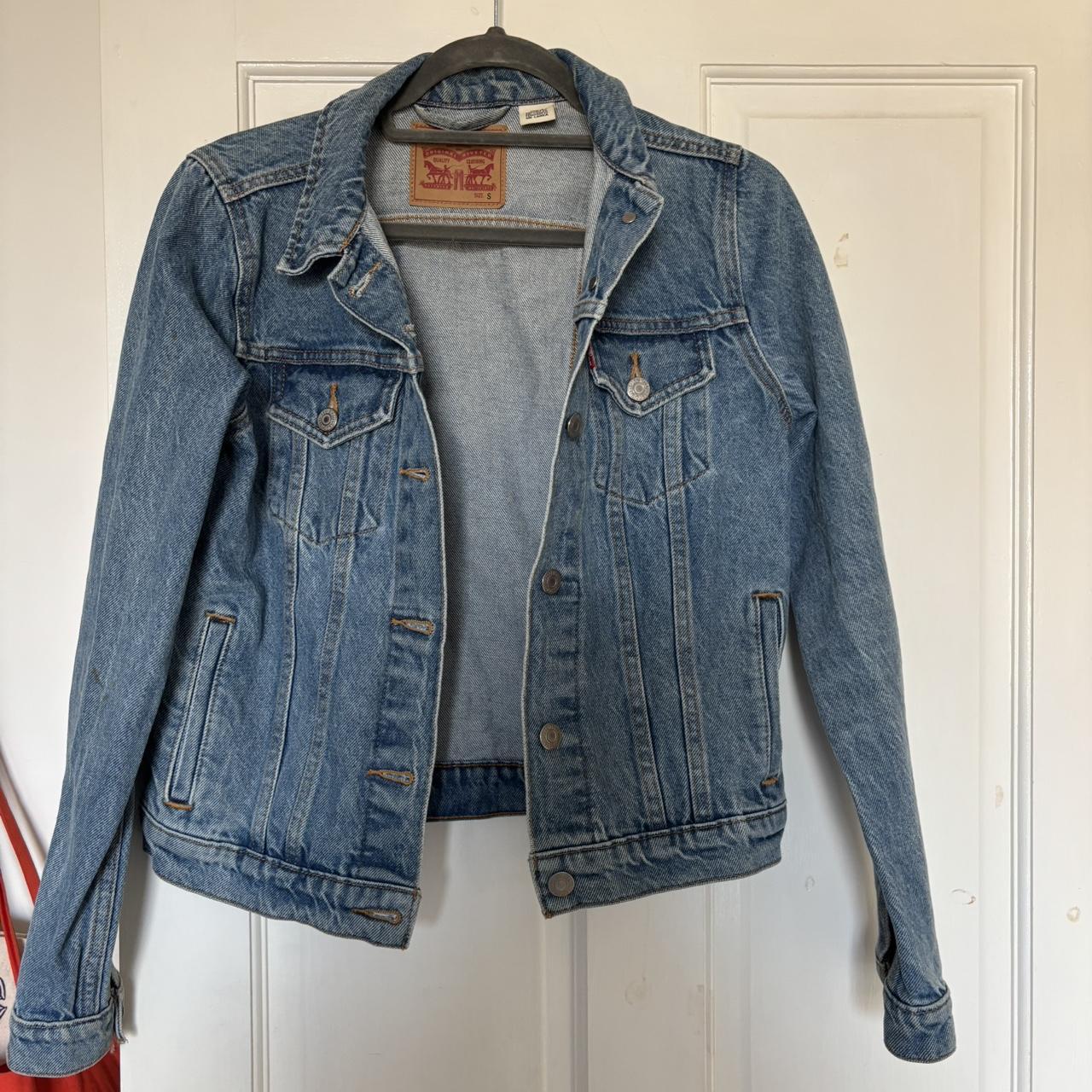 item listed by lizzieayb
